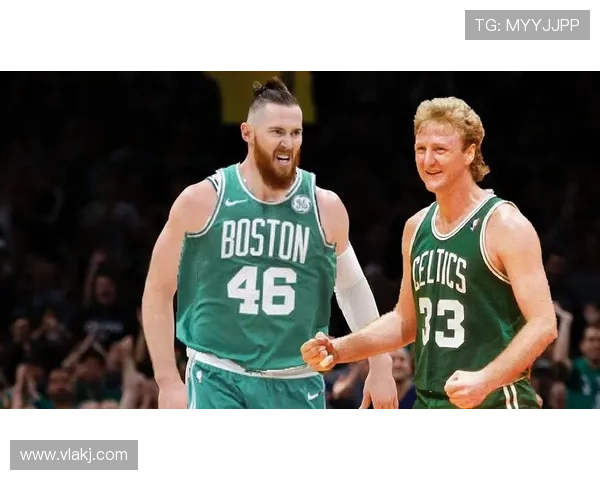 拉里·伯德控球组织对比魔术师约翰逊展现更高关键时刻助攻率